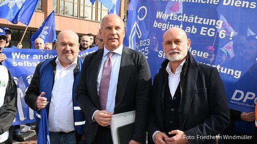 Einkommensrunde Hessen: Kundgebung in Bad Homburg